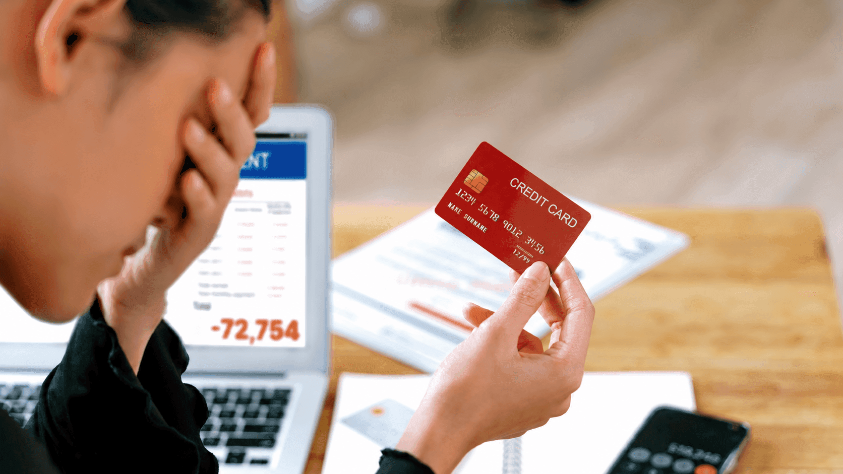 6 Top Strategies to Avoid the Credit Card Debt Trap in 2026